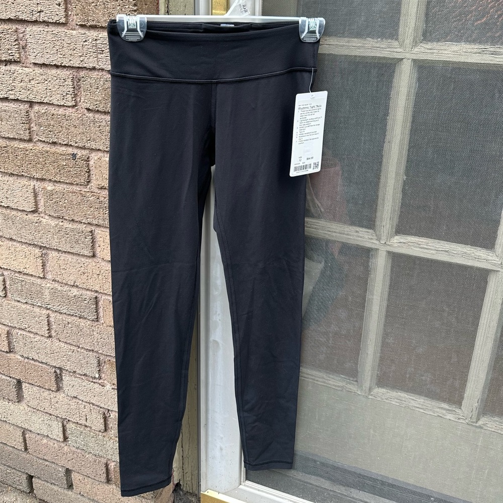 NWT Ivivva Rhythmic Tight Nulu Size 12 Black